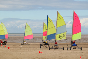 Résidence Le Domaine du Mont - Vacanceole - Char à voile